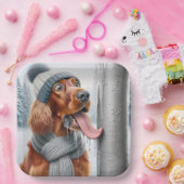 ポールをなめるアイリッシュセッター凍ってい犬 ペーパープレート (パーティー)