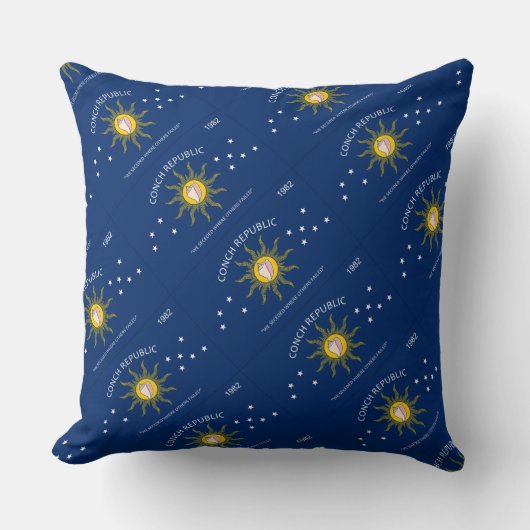 ポール・マッゲヒー「鍵西国旗」枕 クッション (正面)