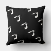 ポール・マッゲヒ「キャプト・トーマス・トー」海賊枕 クッション (裏面)