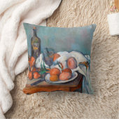 ポールCézanneのタマネギおよびボトルが付いている静物画 クッション (ブランケット)