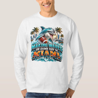 マイアミのフットボールの日に波を起こす Tシャツ
