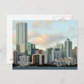 マイアミの超高層ビルは広い空澄んに ポストカード (正面/裏面)