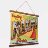 マイアミグリーティング 吊り下げ型タペストリー (傾斜あり)