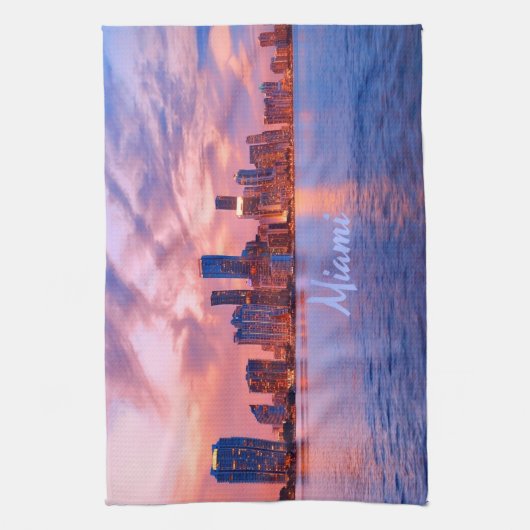マイアミビーチフロリダシティスカイライン キッチンタオル (縦)