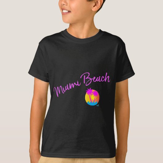 マイアミビーチロゴ – サンパームピンク Tシャツ (正面)