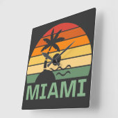 マイアミフロリダヴィンテージパームツリーズサマービーチ スクエア壁時計 (傾斜)