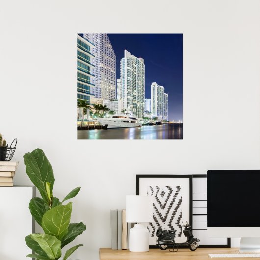 マイアミリバーリバーリバーリバーウォーク沿いの建物 ポスター (ホームオフィス)