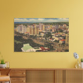 マイアミ，フロリダ – ダウンタウンの空中表示 キャンバスプリント (インサイチュ (リビング))