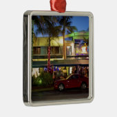 マイアミ、南海、ビーチドライブでのナイトライフ メタルオーナメント (右)