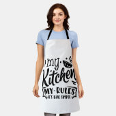 マイキッチンマイルール エプロン (着用した状態)