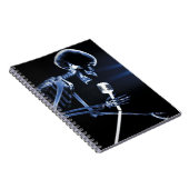 マイクで歌う青いX線ビジョンスケルトン ノートブック (右側)