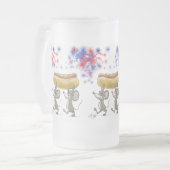 マイクとMacの7月の4日の夜のピクニック霜のマグカップ フロストグラスビールジョッキ (正面左)