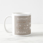 マイクの幸せな記念日のベージュ夫のマグ コーヒーマグカップ (左)