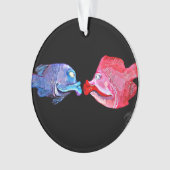 マイククウィン著"キスをするな魚"の芸術 オーナメント (正面)