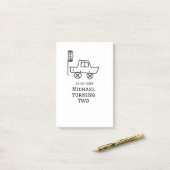 マイケル2歳の誕生日おもちゃの車の交通灯 ポストイット (デスク上)