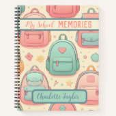 マイスクールメモリーズ名前をカスタムするバックパックスパイラル ノートブック (正面)