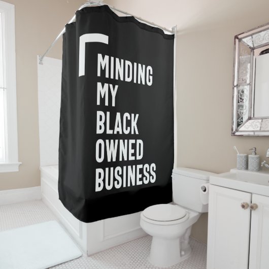 マイブラックオーナービジネスシャツ起業家 シャワーカーテン (インサイチュ)