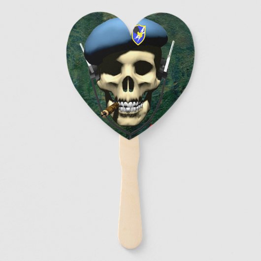 マイポータブルコードレスエアコン ハンドファン (裏面)