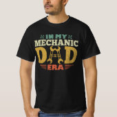 マイマイ整備士パパ時代レトロヴィンテージ父の日 Tシャツ (正面)