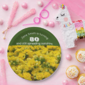 マイルストーンお祝いイエローフローラ80誕生日 ペーパープレート (パーティー)