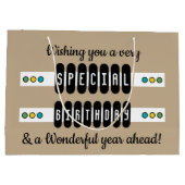 マイルストーンの特別な誕生日の名前（緑） ラージペーパーバッグ (裏面)