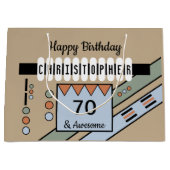 マイルストーンの特別な誕生日の名前(緑) ラージペーパーバッグ (正面)