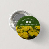 マイルストーン誕生日イエローフローラ80お祝い 缶バッジ (正面&裏面)