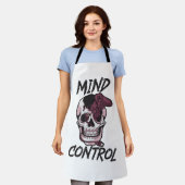 マインドコントロールゲームデザイン エプロン (着用した状態)