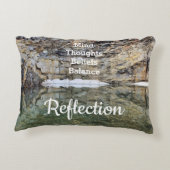 マインドロッククリフウォール反感動的射 アクセントクッション (裏面)