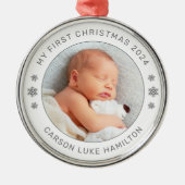 マイ初めてのクリスマス白パーソナライズされたベビー写真 メタルオーナメント (正面)
