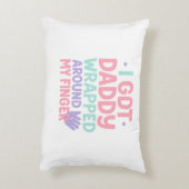 マイ包まれたフィンガーのまわりに – 甘いベビー引用文for Da アクセントクッション (裏面(縦))