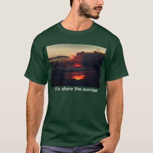 マウイの島で、volcan haleakalaの日の出 tシャツ (正面)
