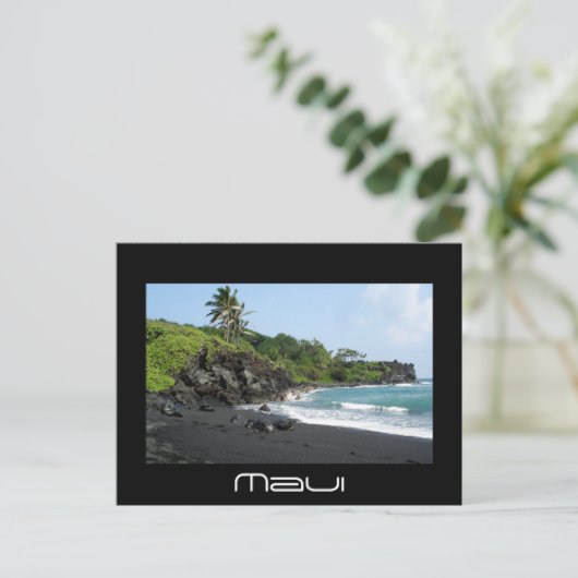 マウイ島の火山性黒砂浜のテキストポストカード ポストカード (スタンド正面)