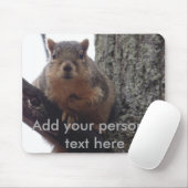 マウスのパッドを見ているリス マウスパッド (マウス)