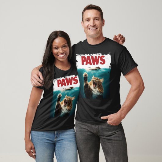 マウスを追いかけるPAWSパロディユーモアのあるネコ猫 Tシャツ (ユニセックス)
