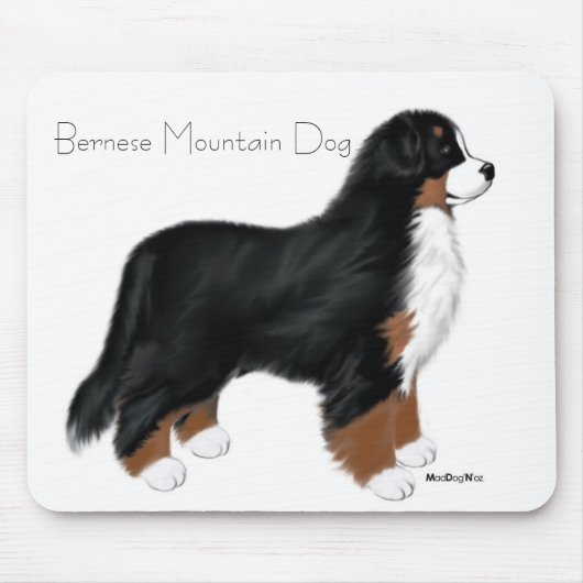 マウスパッドの上で積み重なるMadDogのすべて マウスパッド (正面)