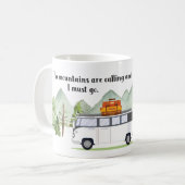 マウンテンコール引用文素朴グリーンウォーターカラー コーヒーマグカップ (正面左)