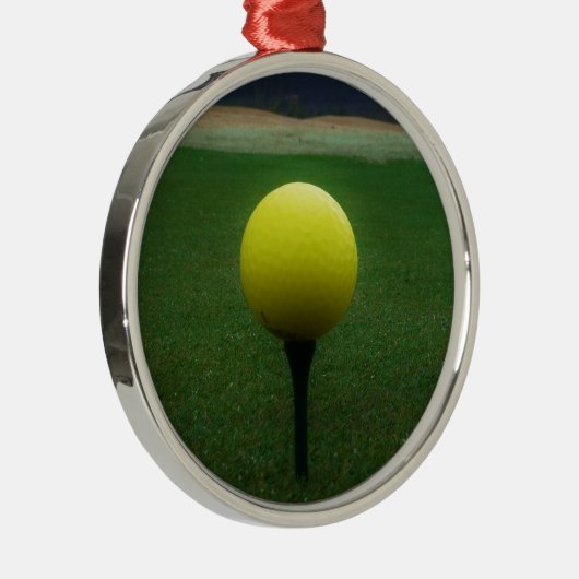 マウンテンゴルフ場のイエローゴルフボール メタルオーナメント (右)