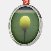 マウンテンゴルフ場のイエローゴルフボール メタルオーナメント (左)