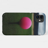 マウンテンゴルフ場のピンクゴルフボール Case-Mate iPhoneケース (裏面(横))