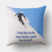 マウンテンスキースロープフレッシュスノー秋スおもしろいキー クッション (裏面)