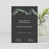 マウンテンズイングリーン – ブラック誕生日招待状 招待状 (スタンド正面)