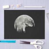 マウンテンハロウィーンに立つドイツの羊飼い 薄葉紙 (クラフト)