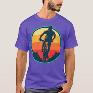 マウンテンバイクが私の近くを歩いて乗る Tシャツ