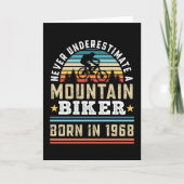 マウンテンバイクもしくは自転車に乗る人生まれ1968 60誕生日ギフトMTB カード (正面)
