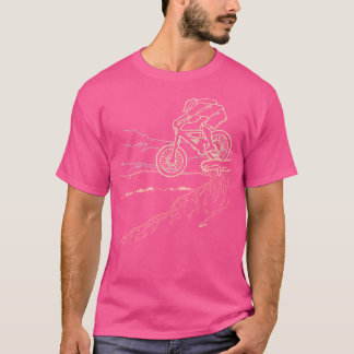 マウンテンバイクもしくは自転車に乗る人 Tシャツ
