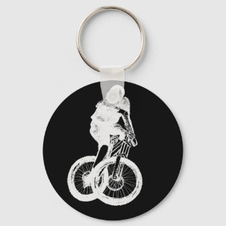 マウンテンバイクもしくは自転車に乗る人MTB BMXサイクリスト キーホルダー