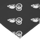 マウンテンバイクもしくは自転車に乗る人MTB BMXサイクリスト ショートテーブルランナー (コーナー)