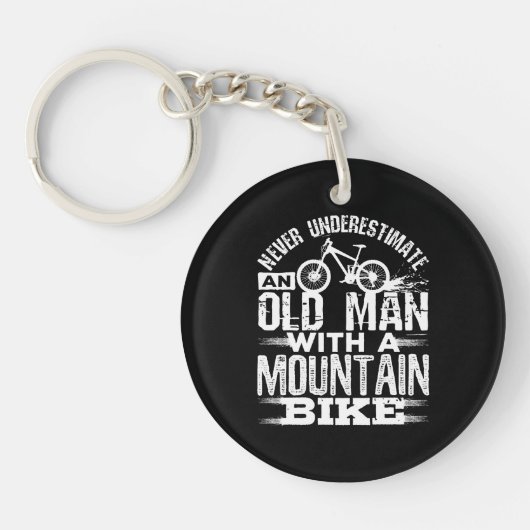 マウンテンバイクを持つ老人を甘く見ない キーホルダー (正面)