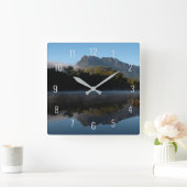 マウンテンランドスケープ反射レイクウォーター スクエア壁時計 (ホーム)